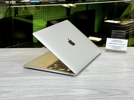 MacBook Pro A2338 2022 Touchbar 2